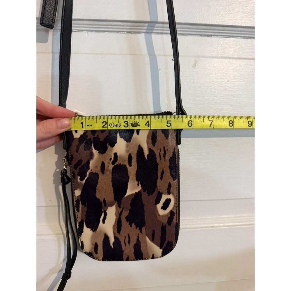 Vince Camuto Leopard Print Leather Phone Crossbody Bag Black Animal Print Small - Picture 6 of 6
